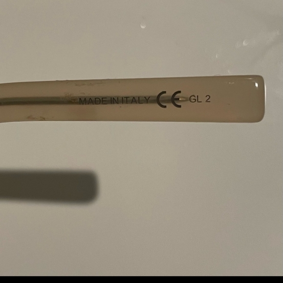 Saint laurent plastic sunglasses - Picture 5 of 5